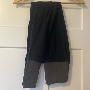 Nike - Black w/ Gray accents Stirrup Leggings - Size Small